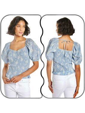5/$20!! Self Esteem Light Blue Floral Puff Sleeve Blouse